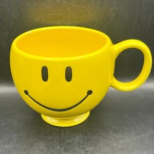 Teleflora Gift Yellow Smiley Face Oversized Ceramic Soup Mug Pedestal‎ 16 oz